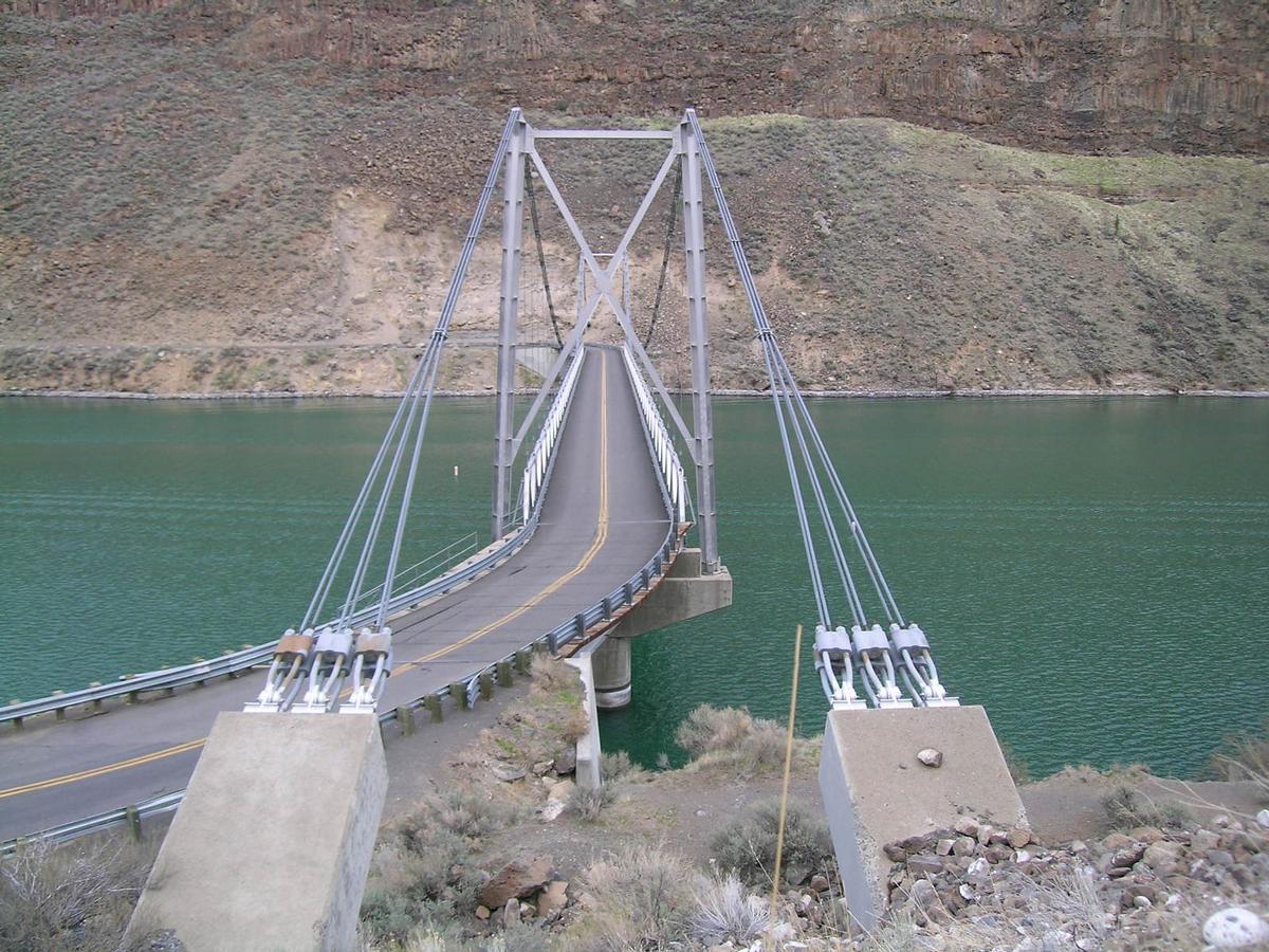 Picture of the Crooked River Bridge on Jordan Road